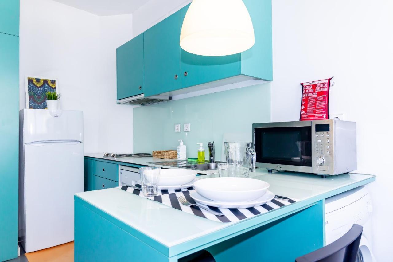 Modern Center Apartment 1F Porto Bagian luar foto